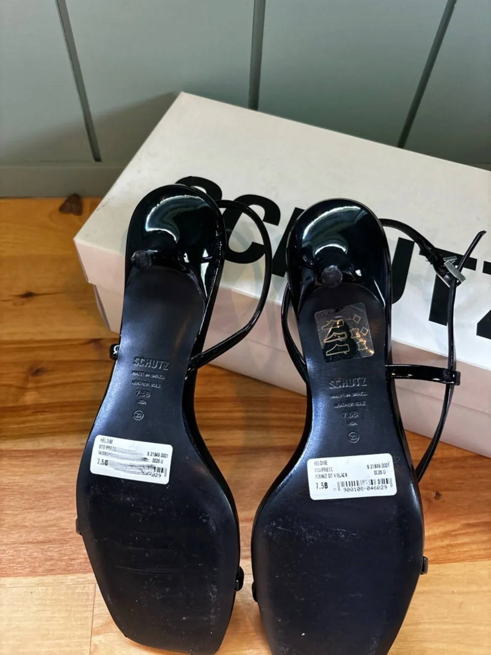 SCHUTZ Heloise Black Patent Minimal Strappy Sandal Square Toe Heel 7.5 NIB - Picture 6 of 7